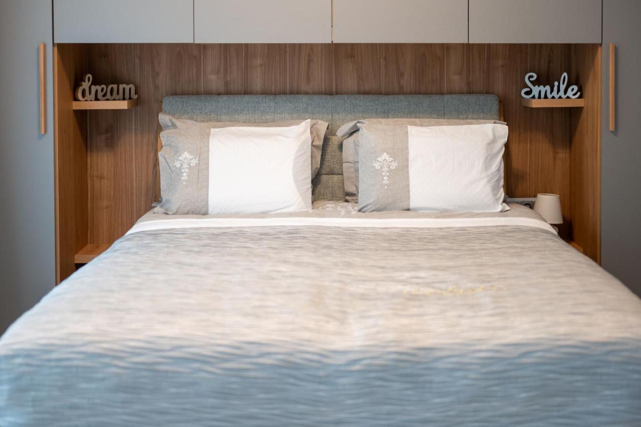 Modern Central Studio Apartment โซเฟีย ภายนอก รูปภาพ