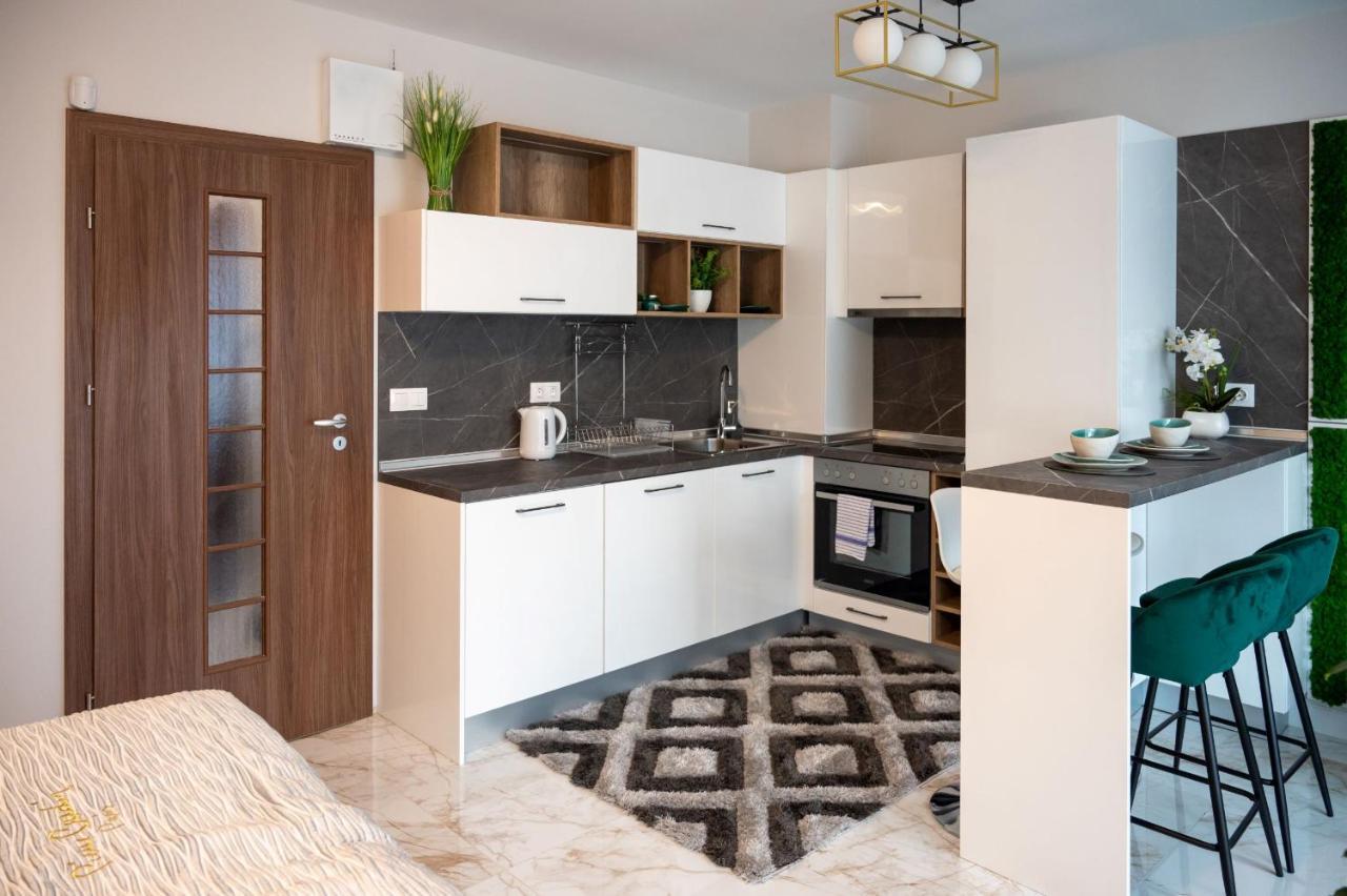 Modern Central Studio Apartment โซเฟีย ภายนอก รูปภาพ